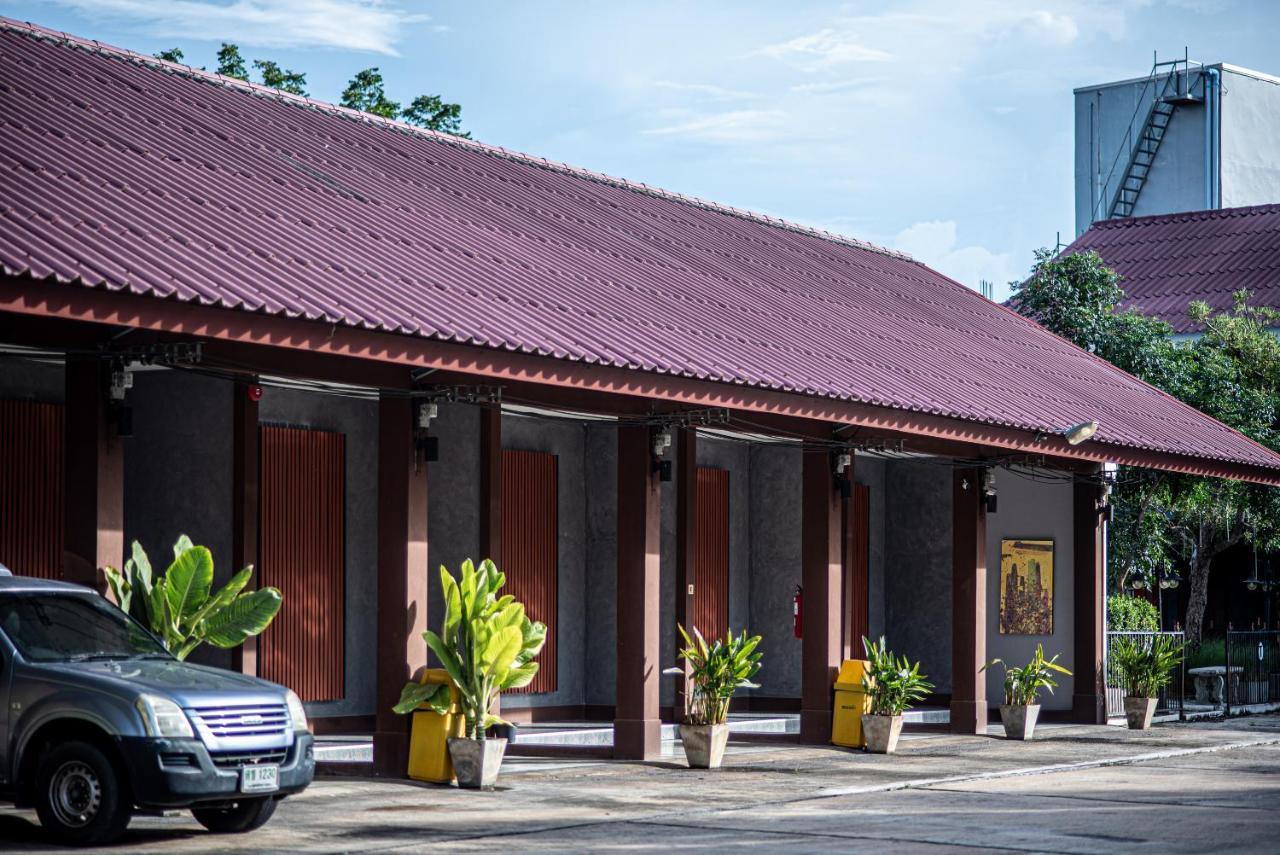 Tarnsiri Boutique Resort Kanchanaburi Exterior foto